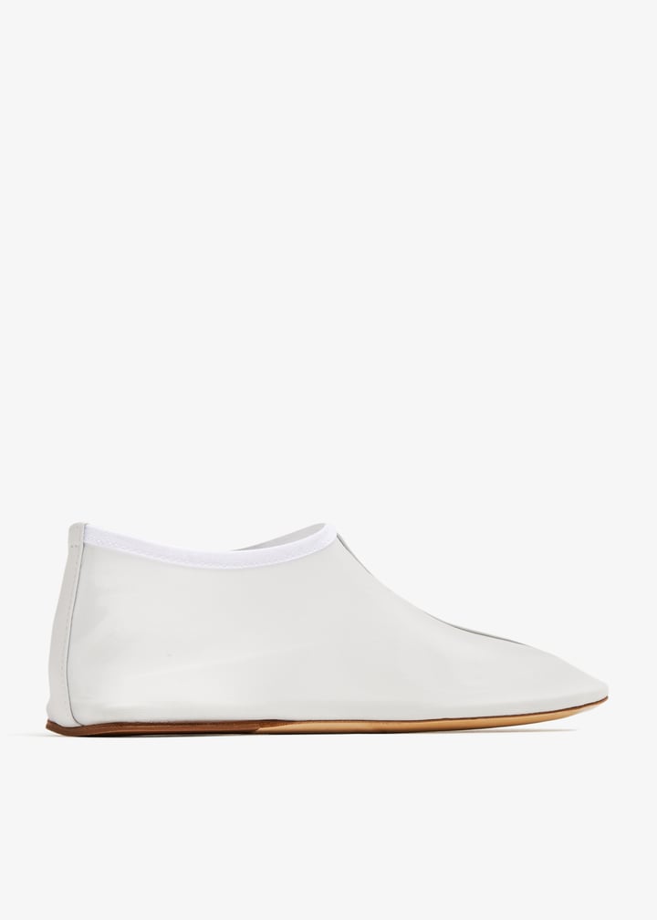 24019728-white_6.jpg?ts=20240404034519