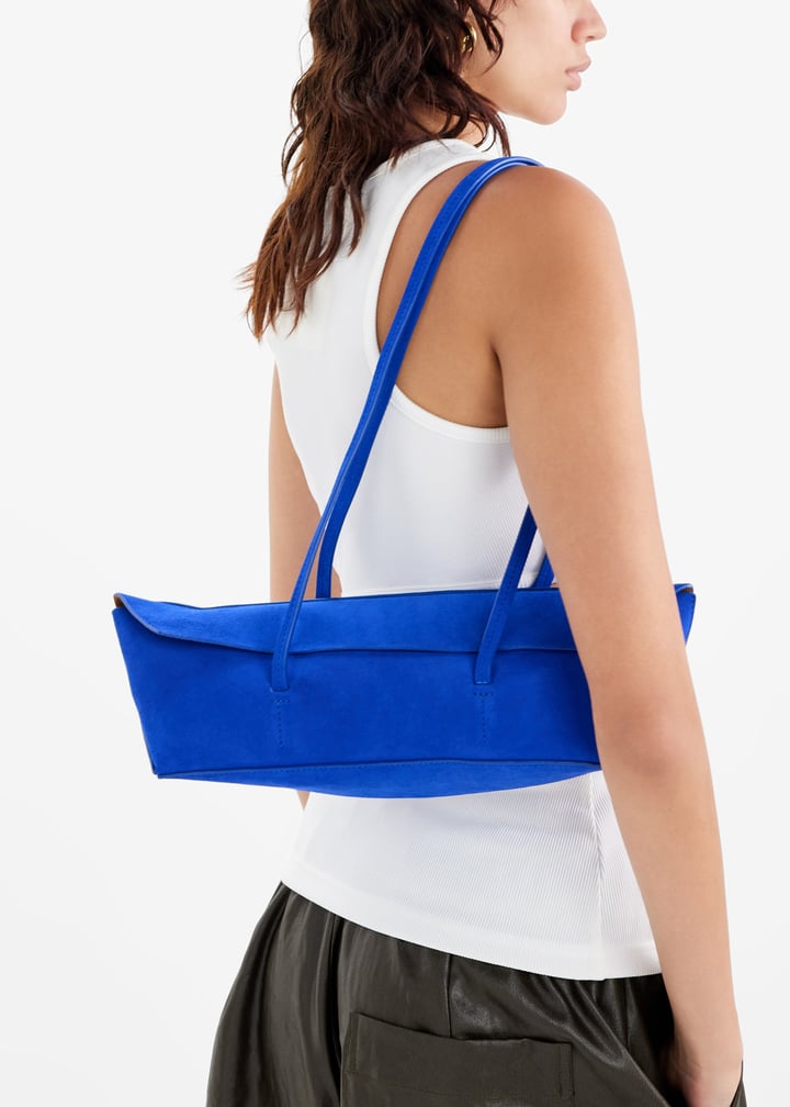 24028395-yvsblu_2.jpg?ts=20250729031622