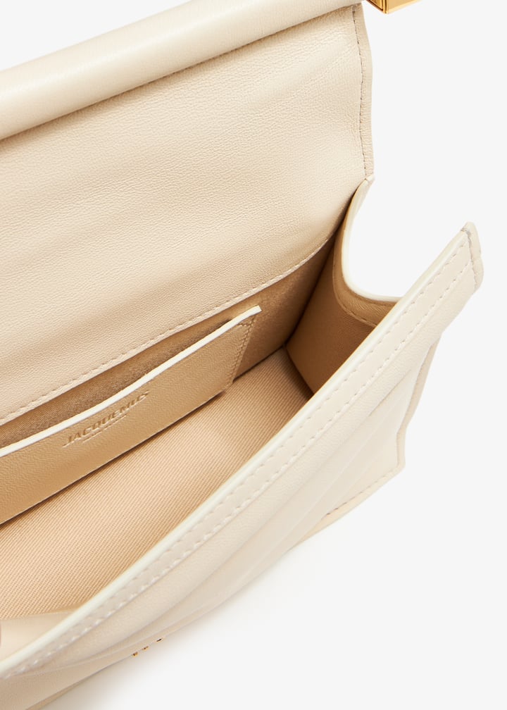 241ba392-3171-115_6.jpg?ts=20240220034028