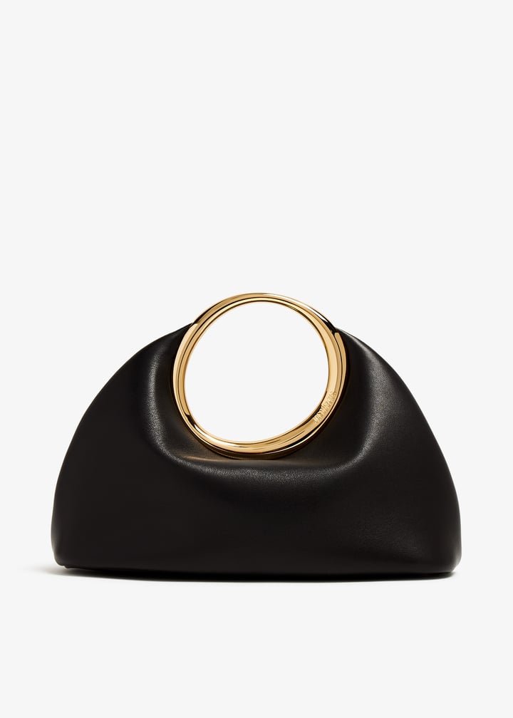 JACQUEMUS ルカリノショルタハック 241BA3963171 115 The medium Chiquito with buckle by JACQUEMUS | Official website