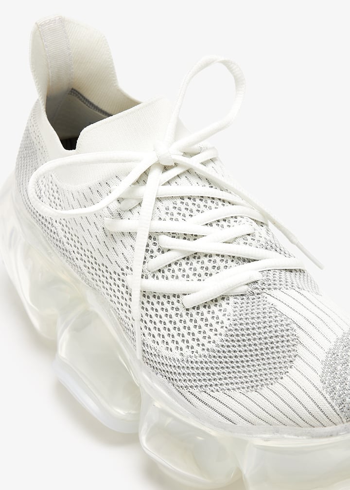 靴 grounds MOOPIE 24 UJNG Offers up Grounds' Daring Moopie Sneakers | Hypebeast