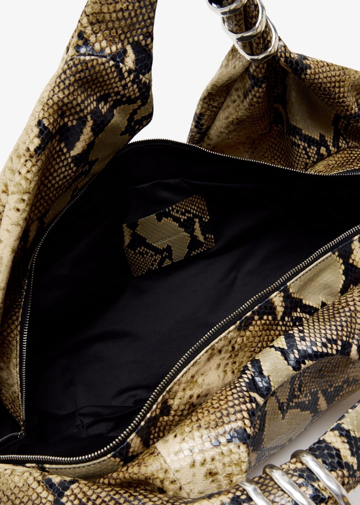 25048582-serpnt_7.jpg?ts=20251223122535