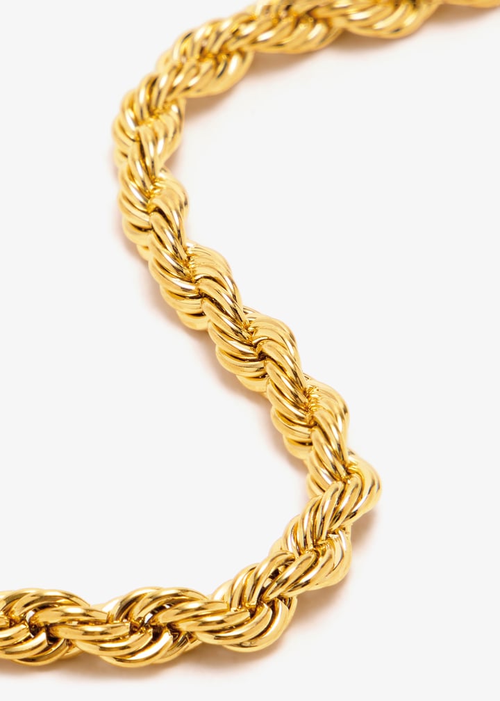 252-10-07-gold_5.jpg?ts=20250930030550