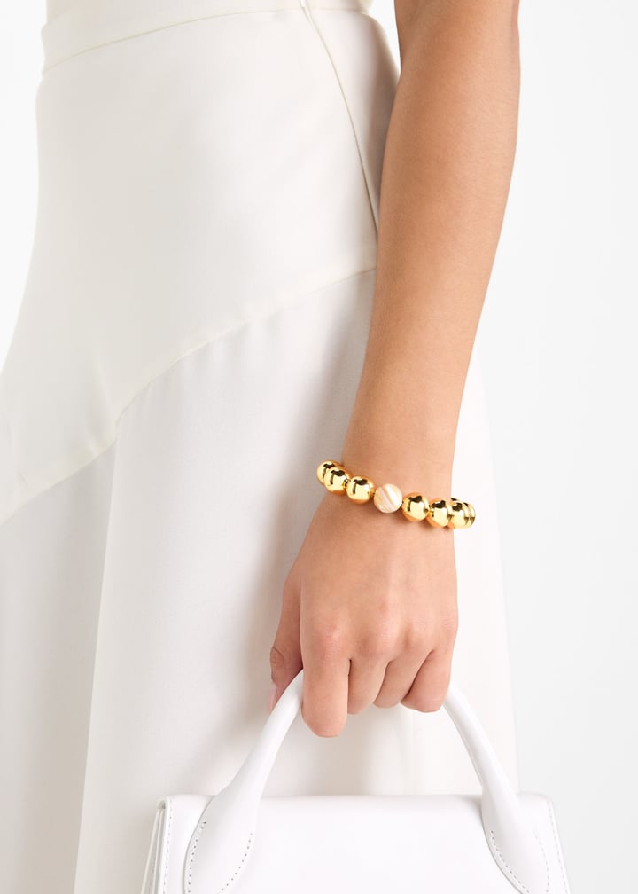 252-10-15-gold_2.jpg?ts=20251028033041