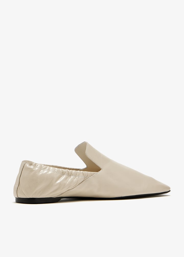 TOTEME Elastic-back leather loafers for Women - Cream in UAE