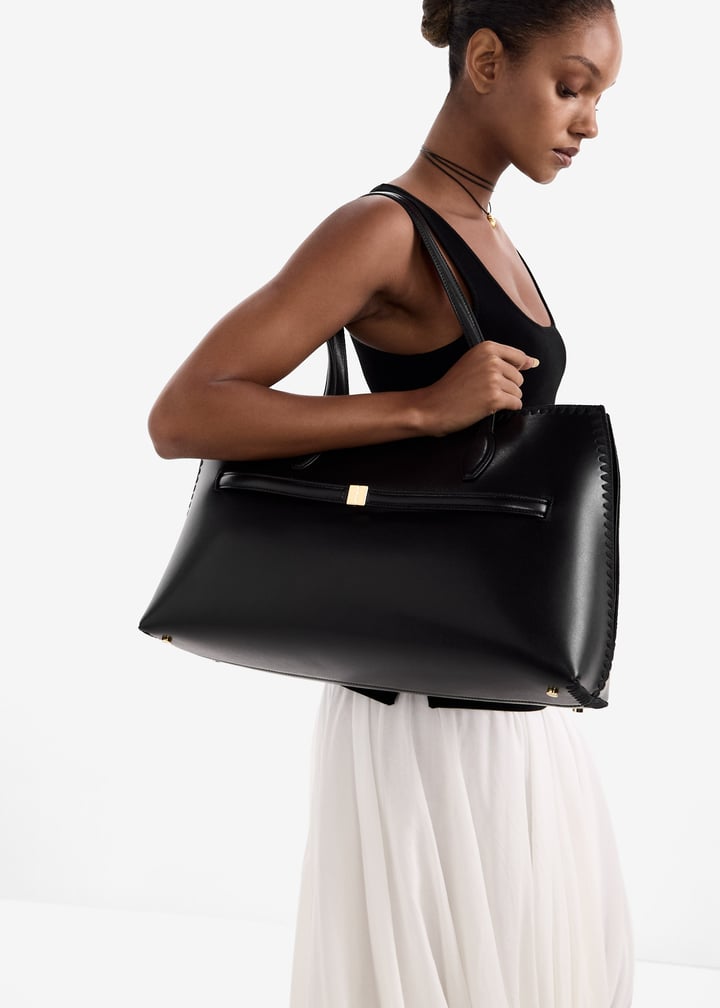 トートバッグ toteme Lounge Shopper Bag - TOTEME - Leather - Black Embroidered leather lounge tote black – TOTEME