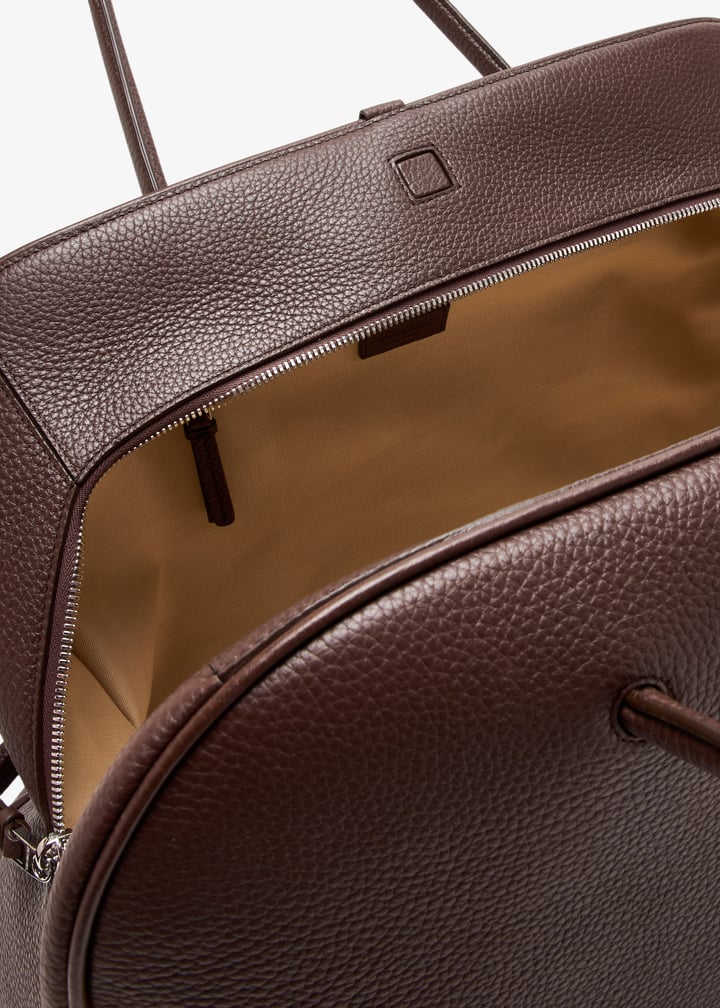 255ba427-3216-880_7.jpg?ts=20250208035017