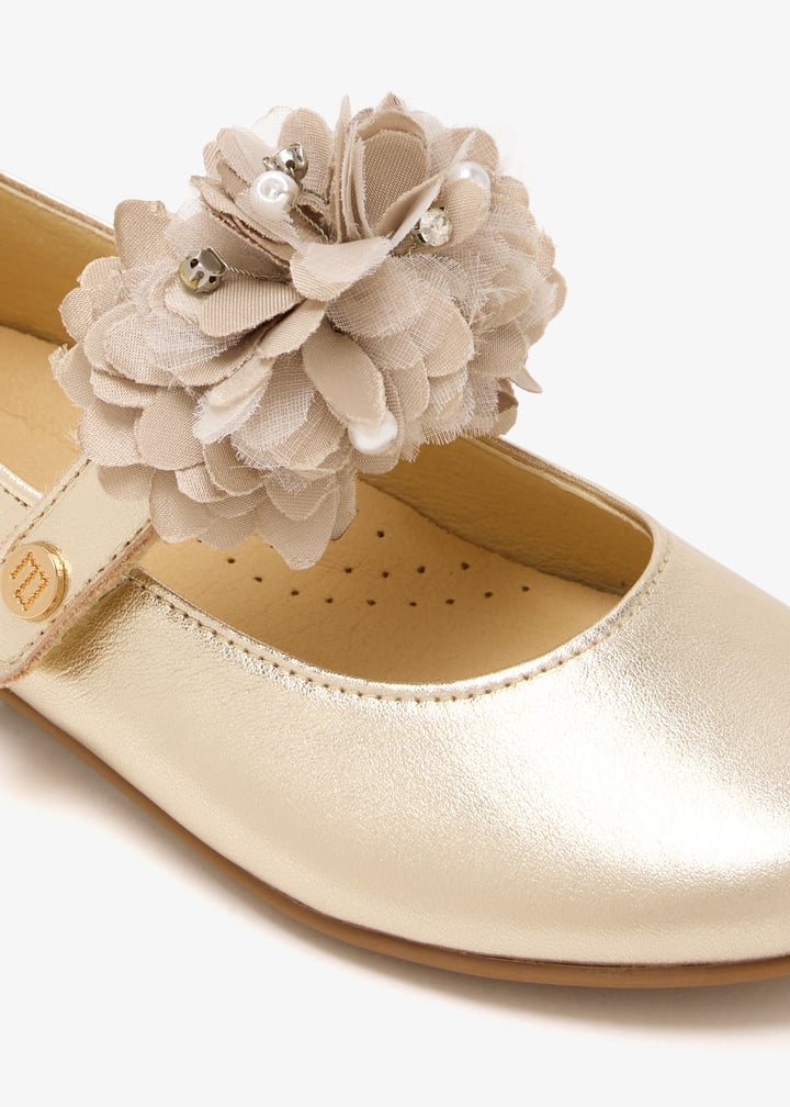 261264-oro_5.jpg?ts=20251222093648