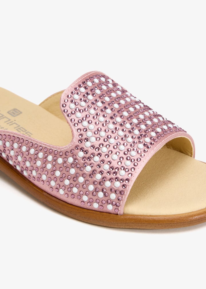 261455-nude_5.jpg?ts=20251222093710