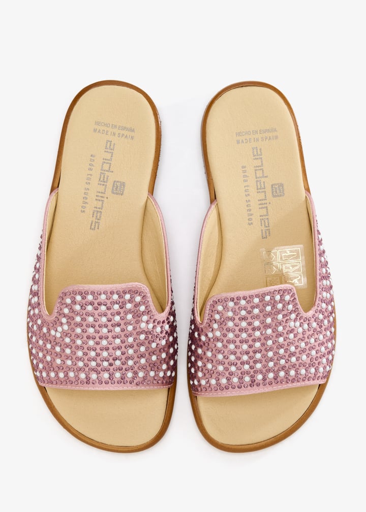 261455-nude_7.jpg?ts=20251221053545