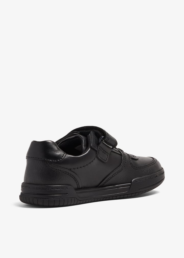 26167301-black_4.jpg?ts=20231024143135