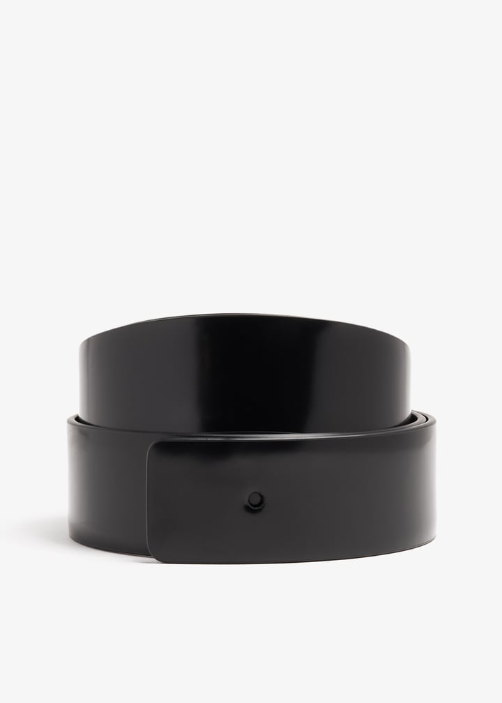 2ca004zo6f0002_1.jpg?ts=20231103030515