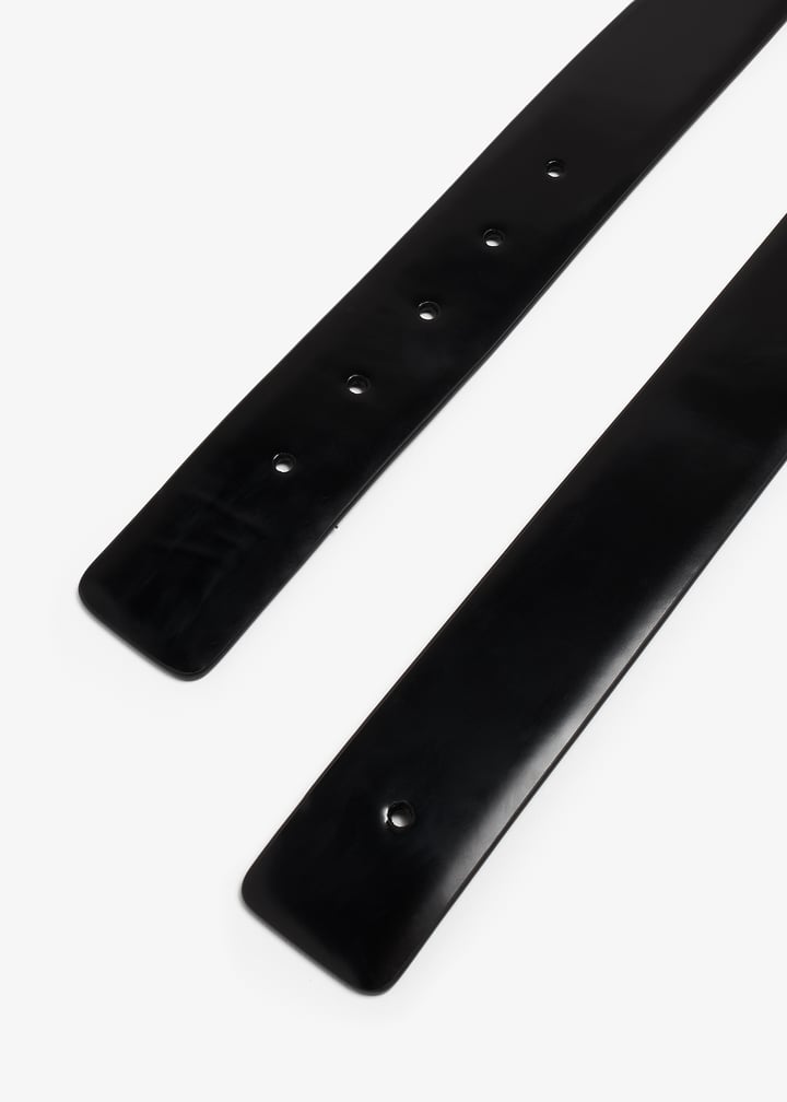 2ca004zo6f0002_2.jpg?ts=20231103030515