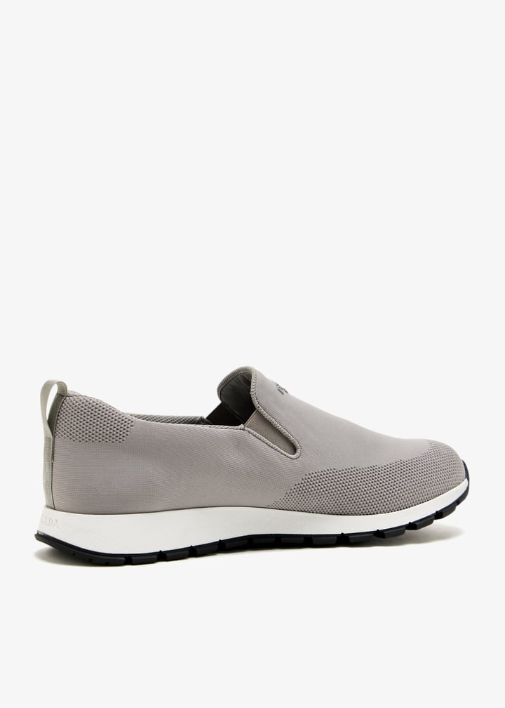 2de157g00058vf0424f_4.jpg?ts=20250614030530