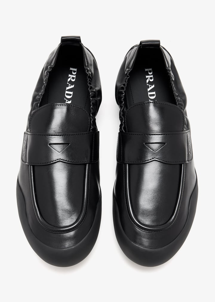 靴 PRADA SPORT strap leather loafers black Prada Speedrock leather loafers for Men - Black in UAE | Level Shoes