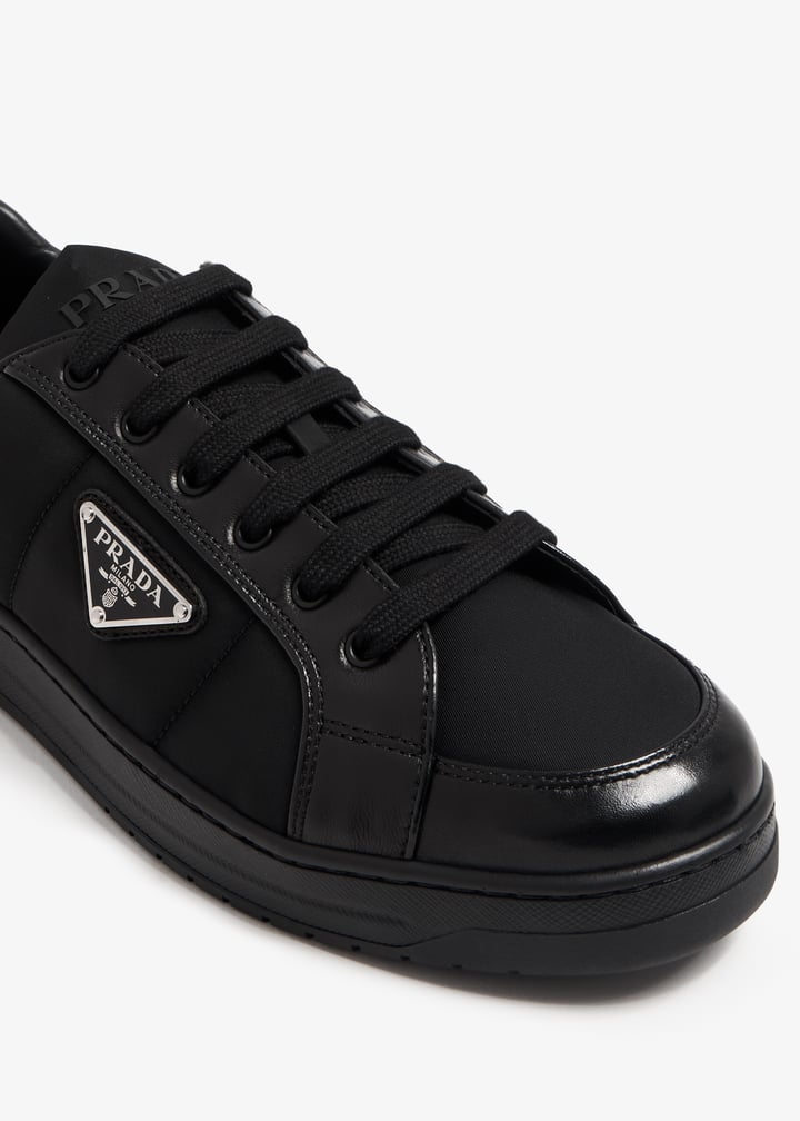【PRADA】ダウンタウン レザー Re-Nylon スニーカー 黒 ロゴ 国内即発】PRADA ダウンタウン レザー スニーカー