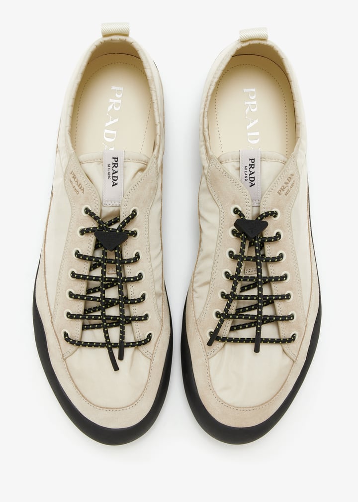 2ee469g000d7cf0304f_7.jpg?ts=20260201022554