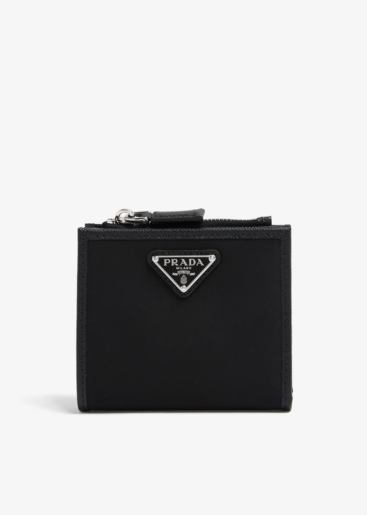 【人気/関税/送料込み】 Prada Small Re-Nylon Wallet Black 2ML Prada Small Re-Nylon wallet for Men - Black in UAE | Level Shoes