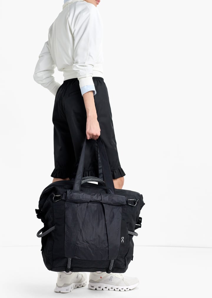 2ue10170761-blkmgt_3.jpg?ts=20260121024048