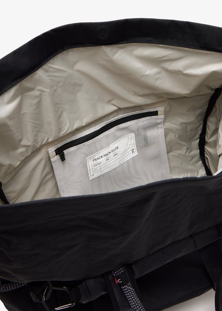 2ue10170761-blkmgt_7.jpg?ts=20260112131542