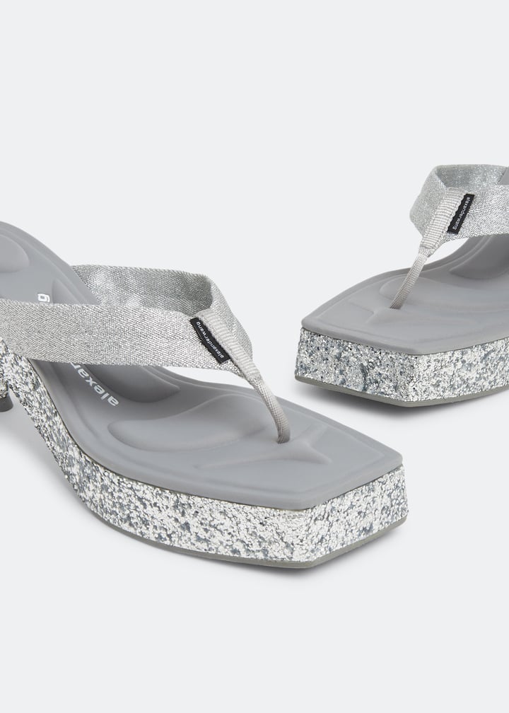 30223s028-046_3.jpg?ts=20230413030510