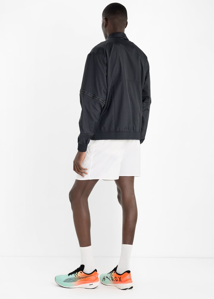 312293-01_2.jpg?ts=20251028033048