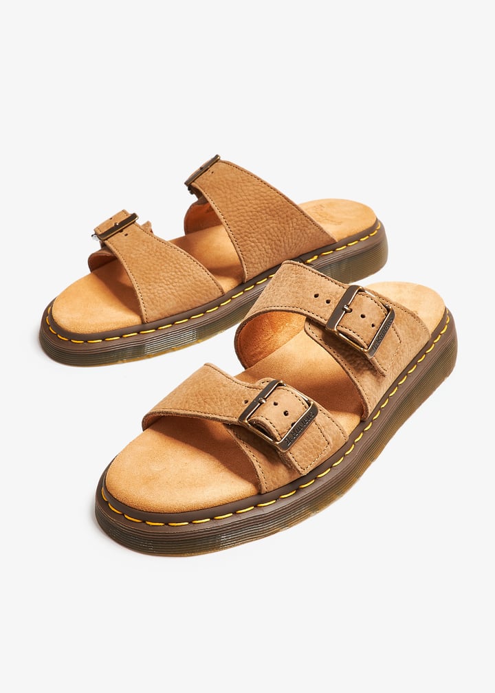 サンダル DR. MARTENS Men Sandals Savannah 41083200 SAVANA Toddler Moby II Savannah Tan Bronx Suede in Tan | Dr. Martens