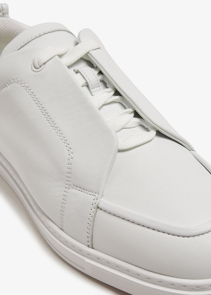 Christian Louboutin Jimmy sneakers for Men - White in Qatar