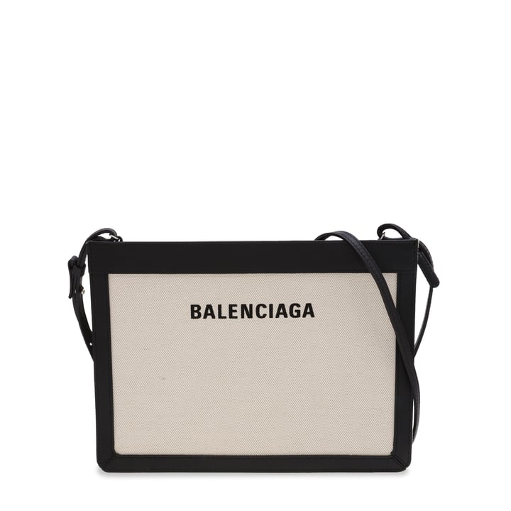 339937aq37n1080_1.jpg?ts=20220524040856