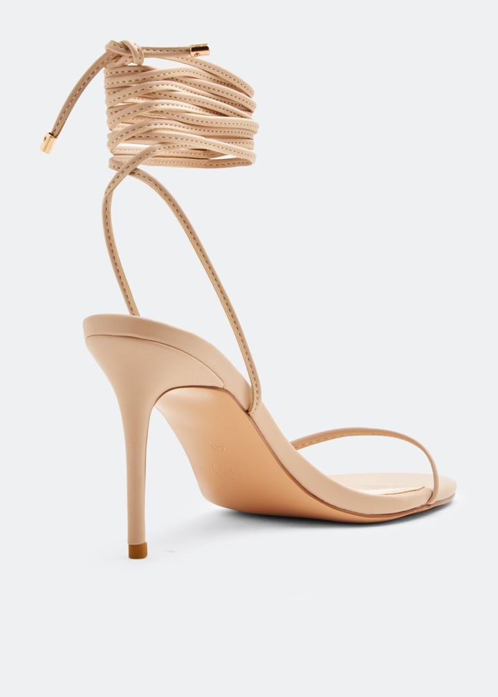 3.0barelytherelaceup-nude_3.jpg?ts=20221220181621