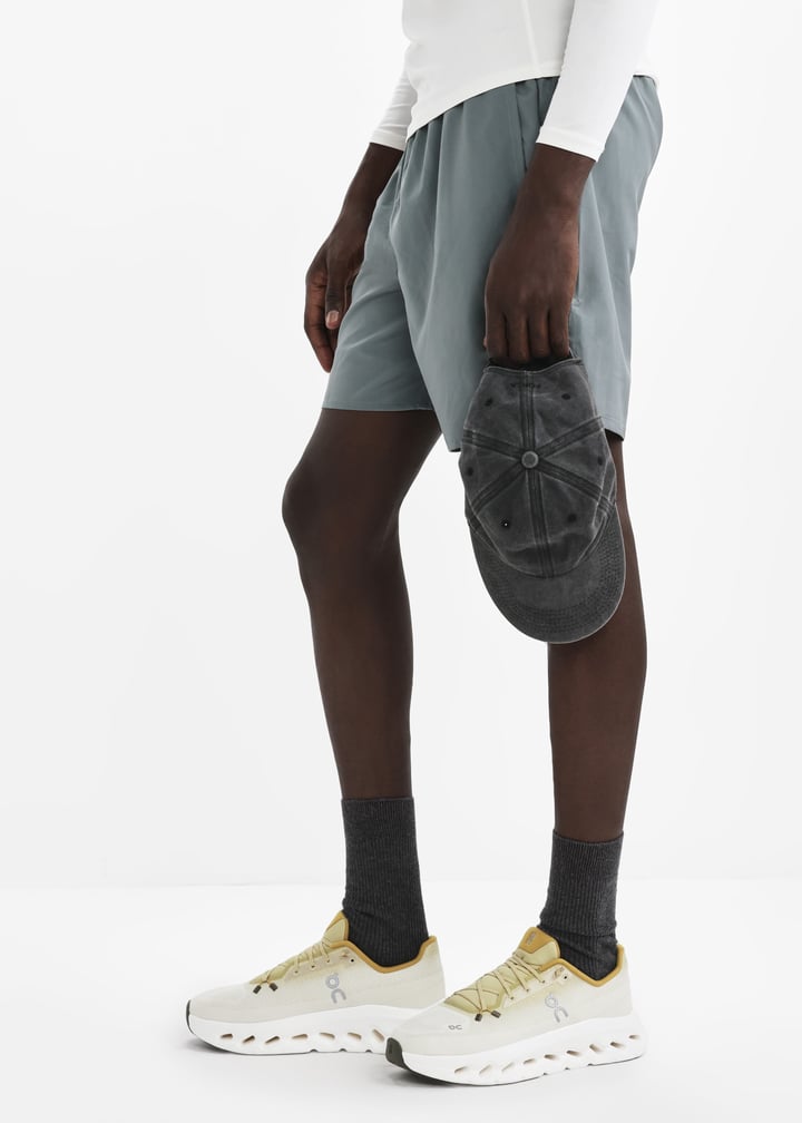 3me10104303-capgho_2.jpg?ts=20250805030026