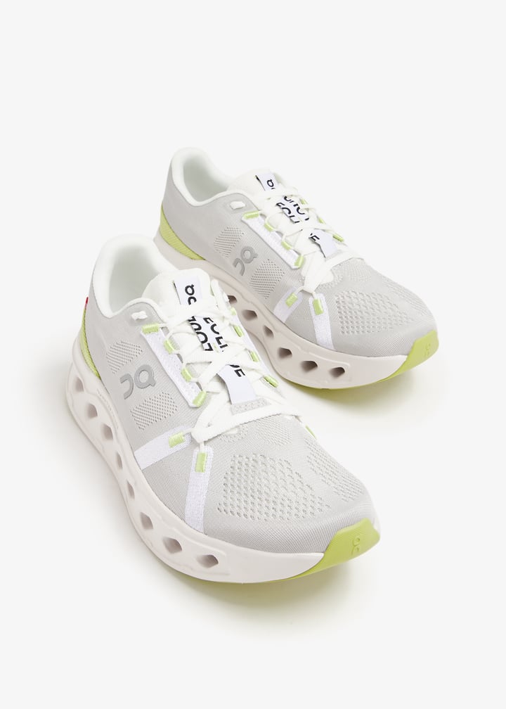 On Cloudeclipse sneakers for Women - White in UAE | Level Shoes