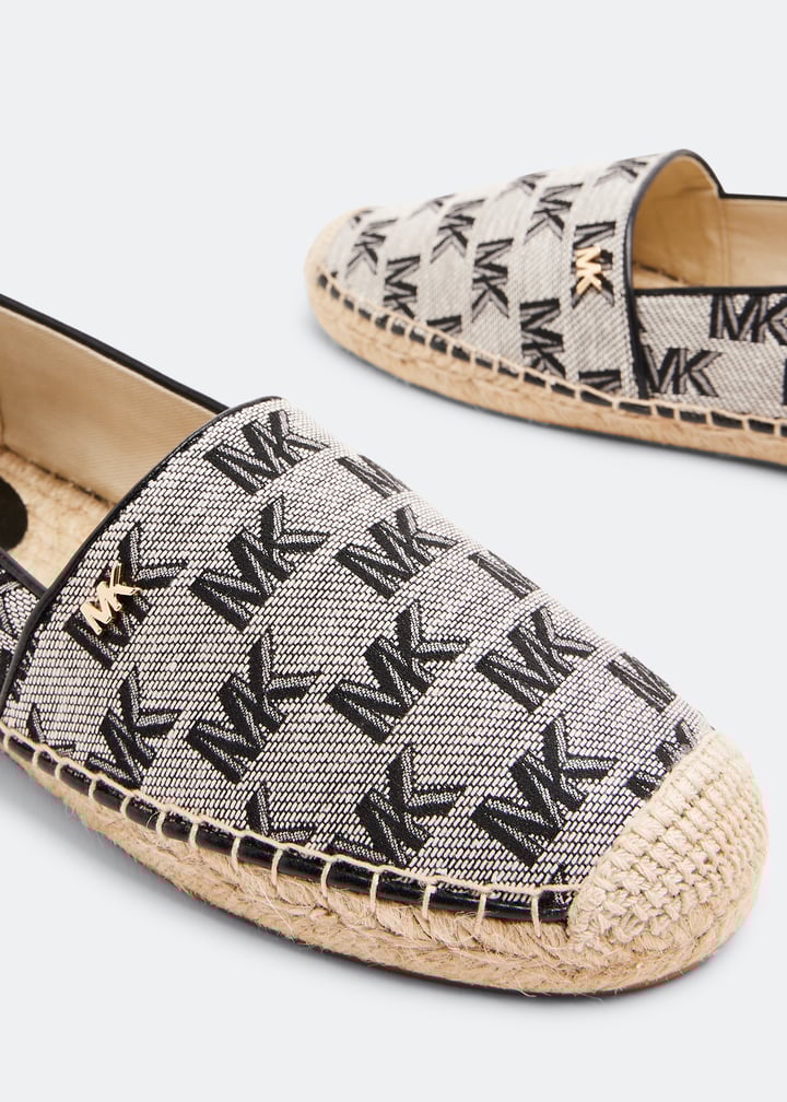 40s3knfp1y-001_3.jpg?ts=20230420122510