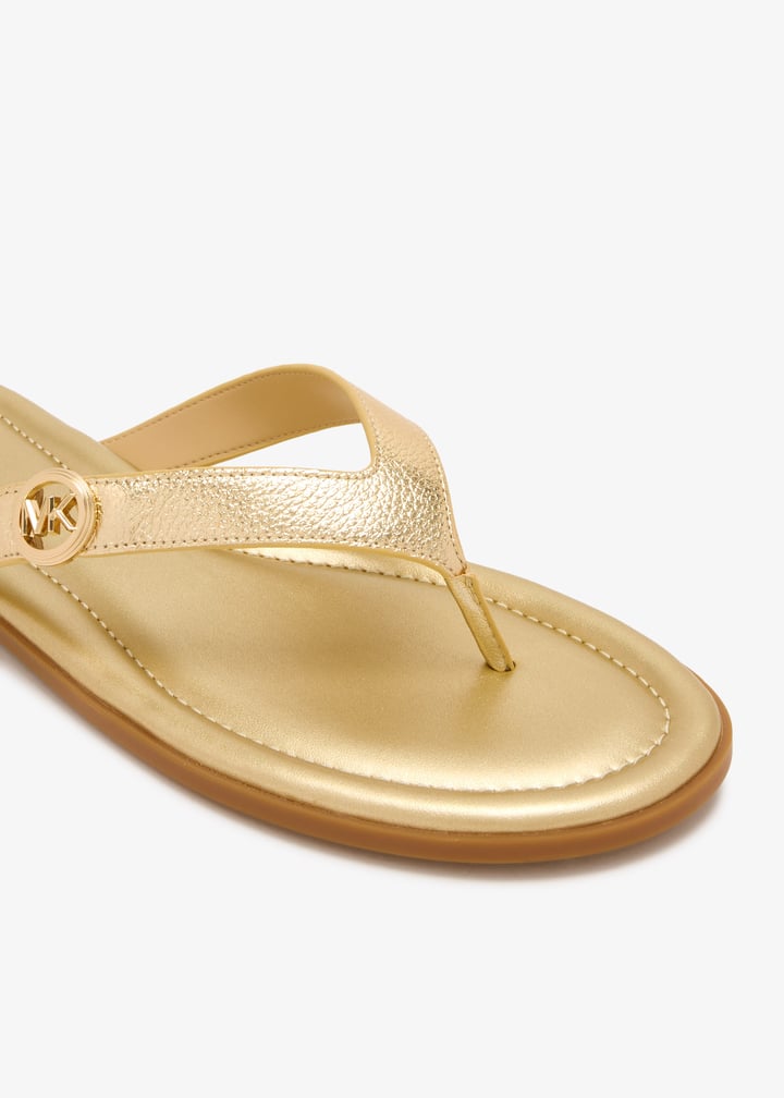 40s6erfs1m-740_5.jpg?ts=20260331033046