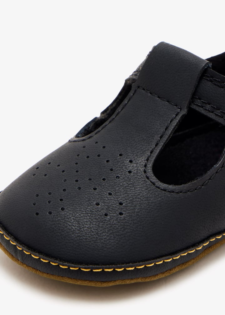 41426960-black_5.jpg?ts=20251105123638