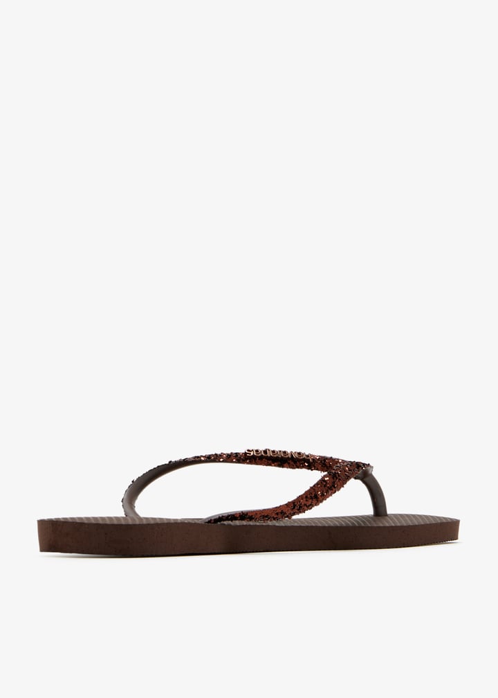 4146975-0727_6.jpg?ts=20251119050548