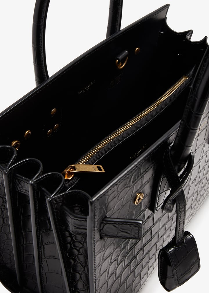 421863dzeaw1000_6.jpg?ts=20231121044515