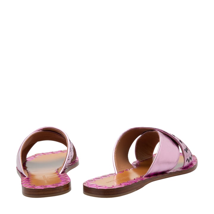 495537vawr16600_3.jpg?ts=20220524041005