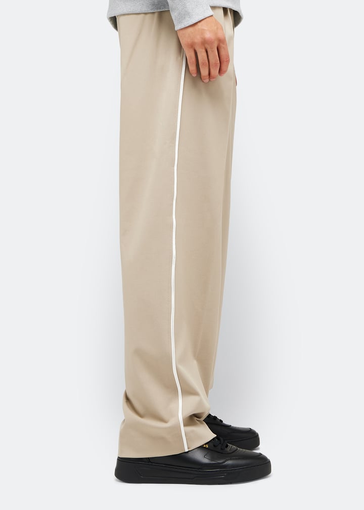 50502893-005_2.jpg?ts=20230928030510