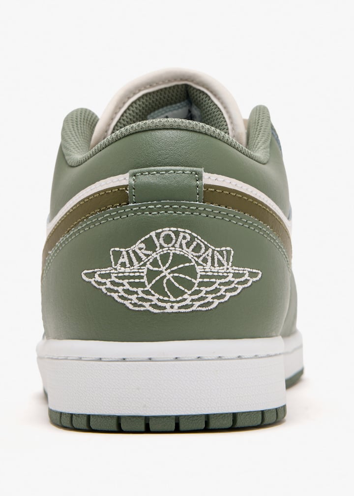 553558-300_5.jpg?ts=20260110021044