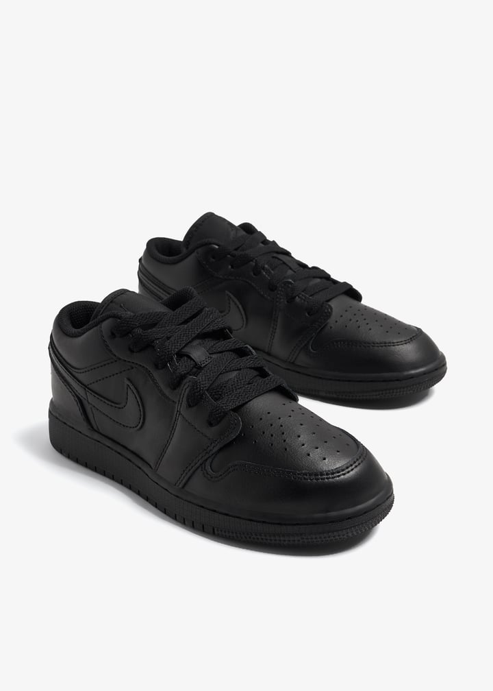 靴 NIKE AIR JORDAN 1 LOW \"Triple Black\" Nike Air Jordan 1 Low 