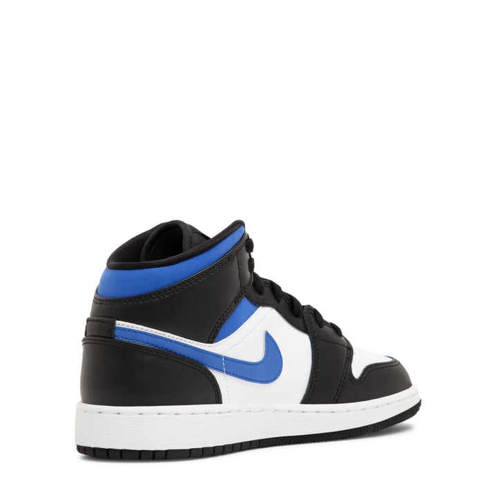 554725-140_2.jpg?ts=20220504175823