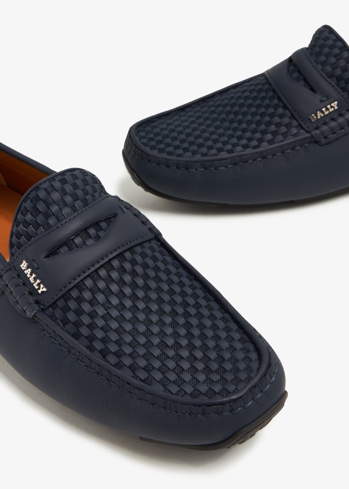 594996-44701_3.jpg?ts=20231031032022