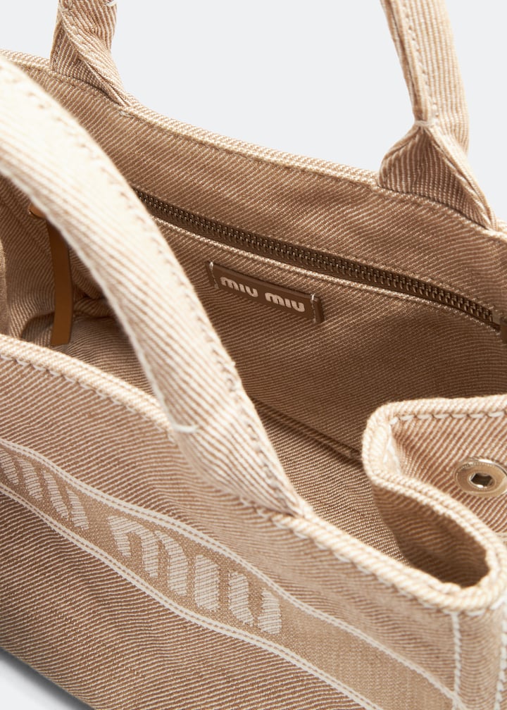 5ba219olo2dplf0040v_6.jpg?ts=20231006031608