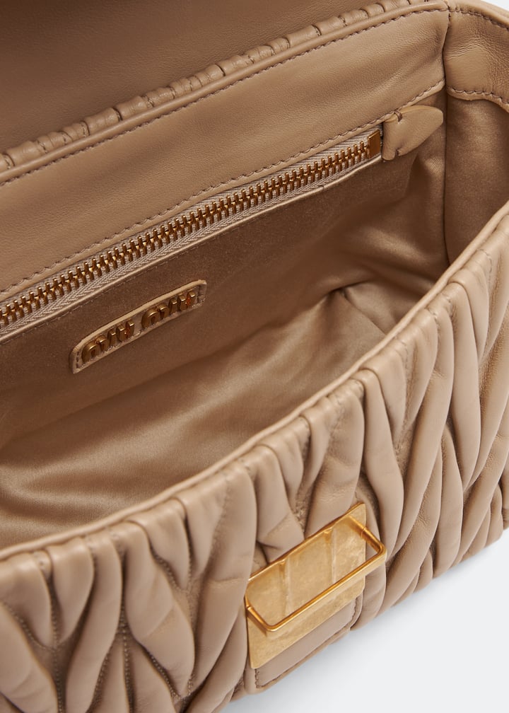 5ba272ooon88f0036v_4.jpg?ts=20230728130013