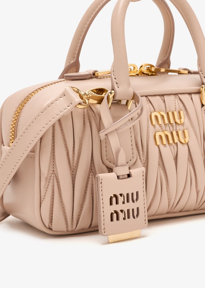 5bb142oonan88f0236v_5.jpg?ts=20251015172537