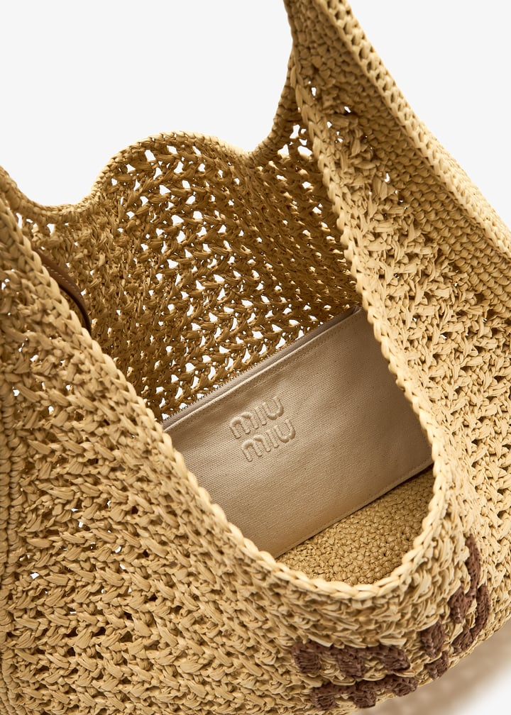 5bc116oomado1f0a5tv_6.jpg?ts=20250425031517