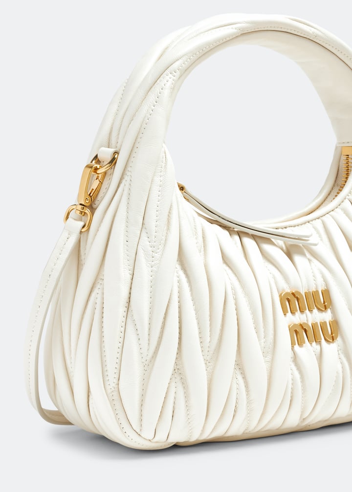 ☆韓国の人気☆【MIU MIU】☆MATELASSE hobo bag☆関税込☆ Miu Miu Wander matelassé small hobo bag for Women - White in