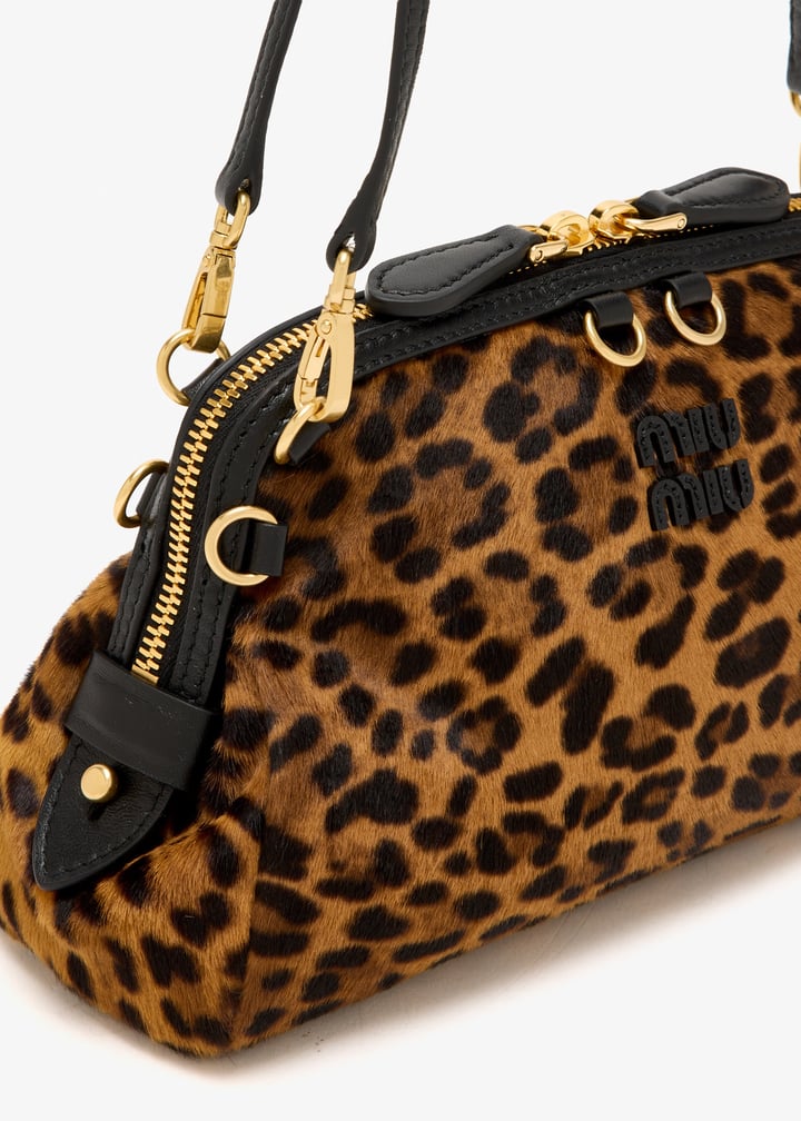 5bf131ooo2iftf0151v_5.jpg?ts=20251112141555