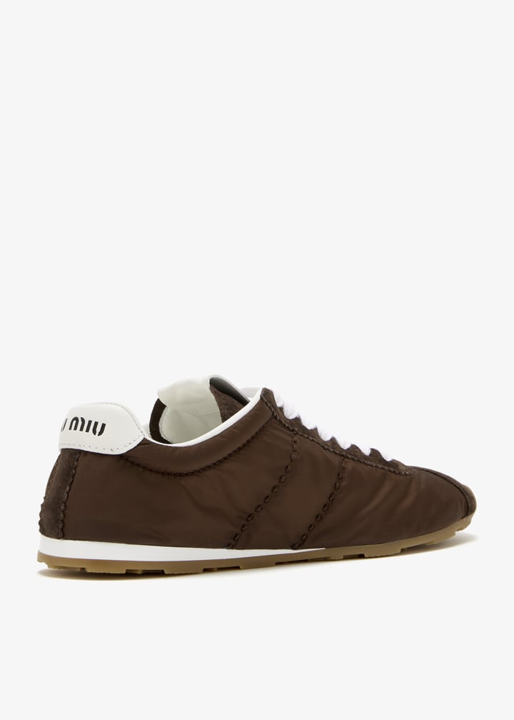 5e114ed005d7cf0038f_6.jpg?ts=20251229102532